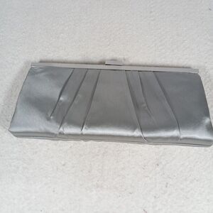 Kate Landry Silver Satin Pleated Evening Clutch Bag Kiss Lock Purse